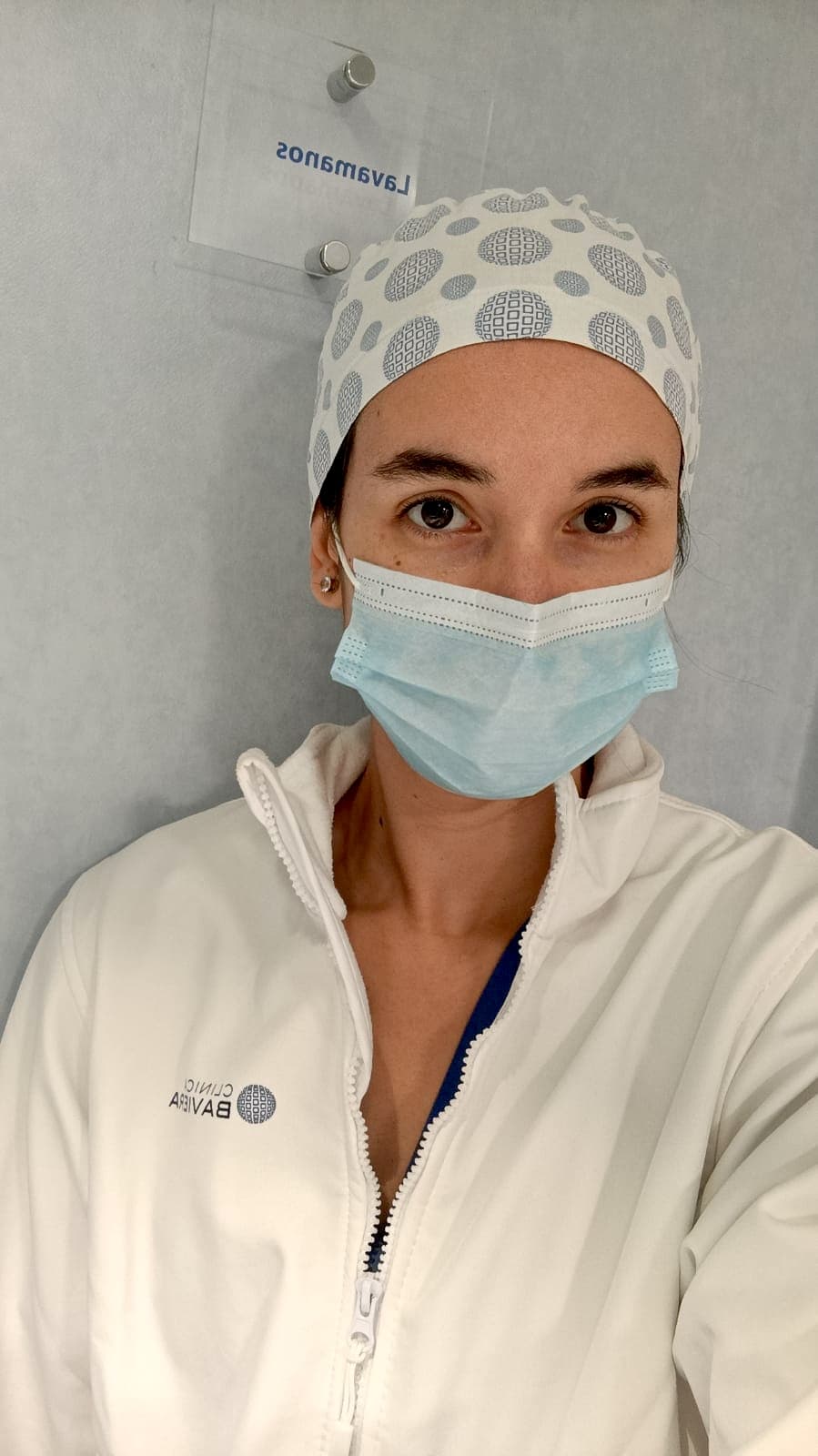 Dra. Alicia Peñafiel en quirófano